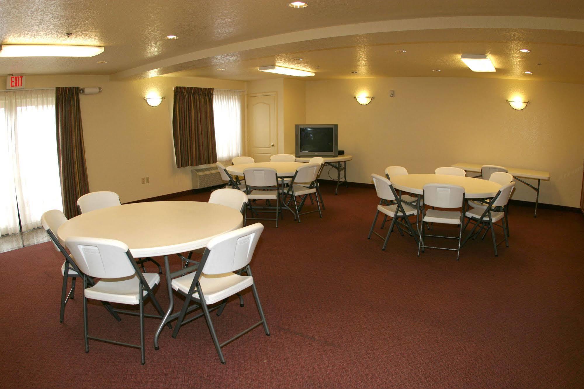 Murphys Suites מראה חיצוני תמונה